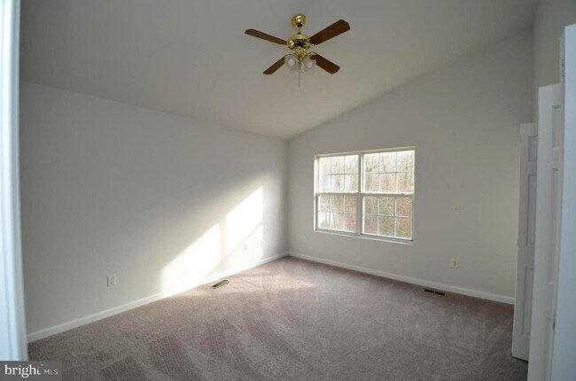 Building Photo - 1161 Gwynne Ave