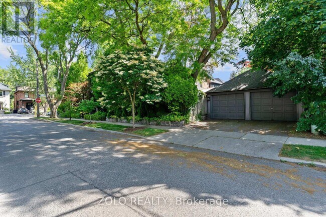 Photo du bâtiment - 129 Clifton Rd
