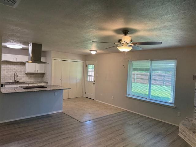 Building Photo - 4211 Spring Brook Dr