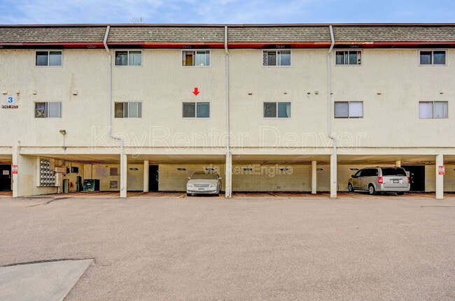 Foto del edificio - 4565 S Lowell Blvd