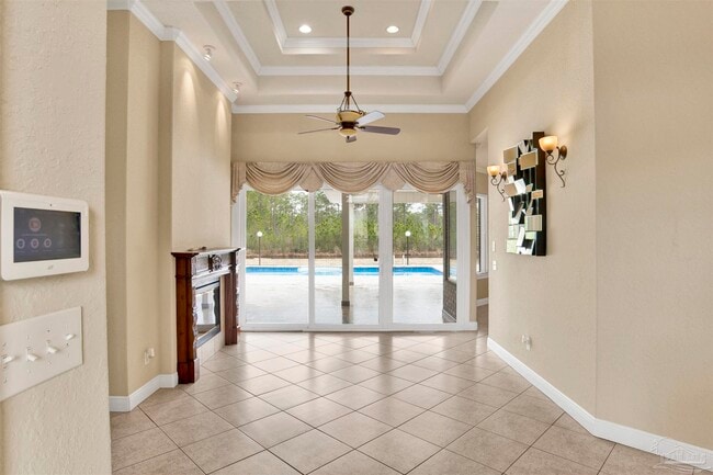 Building Photo - 2018 Crown Pointe Blvd