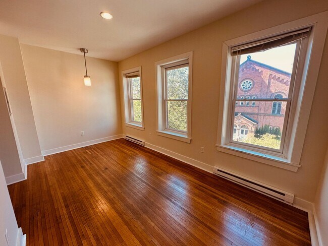 Foto del edificio - Great Value Downtown Studio