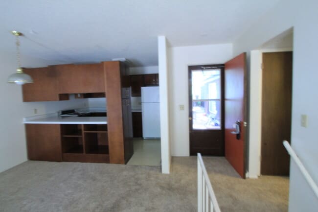 Kitchen - 1229 Poly Dr