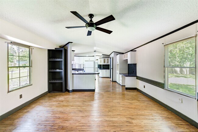 Foto del edificio - 26342 Hunters Trail
