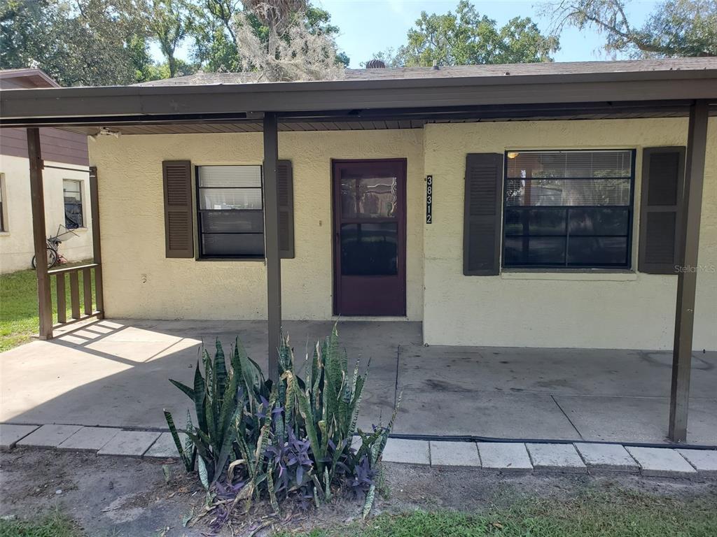 38312 South Ave, Zephyrhills, FL 33542 Townhome Rentals in