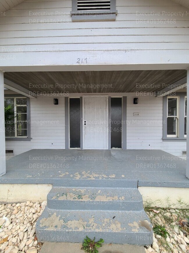 Foto del edificio - 217 Jefferson St