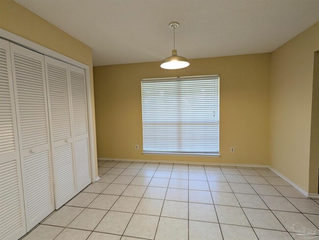 Foto del edificio - 512 Quail Nest Ln