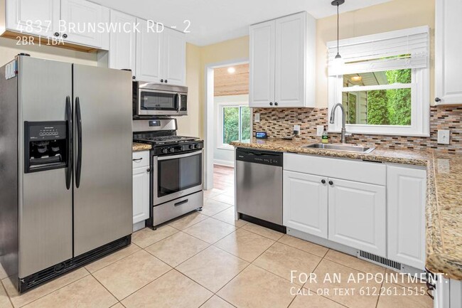 Foto del edificio - 4837 Brunswick Rd