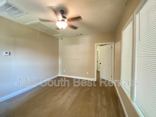 Foto del edificio - 2701 Lincoln Ave