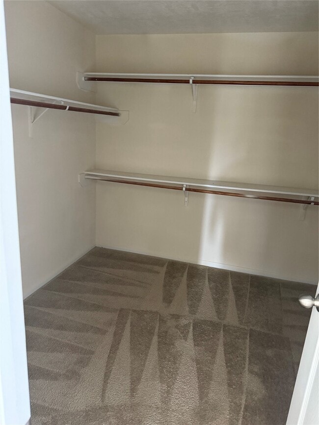 Building Photo - 7722 Pheasant Run