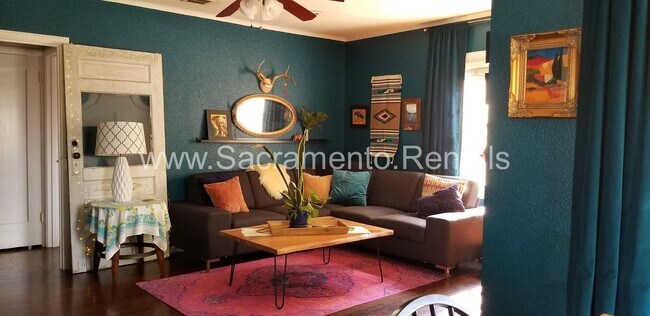 Building Photo - Charming 2bd/2ba Tahoe Park Home with 1 Ca...
