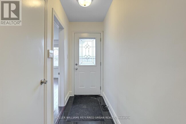 Photo du bâtiment - 91 Bishop Ave