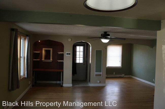 Foto del edificio - 4 br, 2 bath House - 617 Dakota Dr.