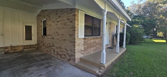Foto del edificio - 715 SE 33rd Ave