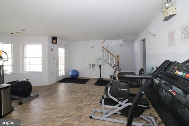 Foto del edificio - 455 Fortress Way