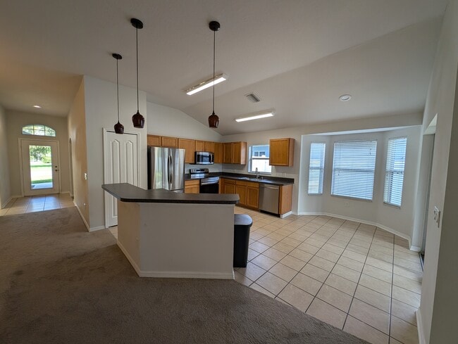 Building Photo - 1048 Rosefaire Pl