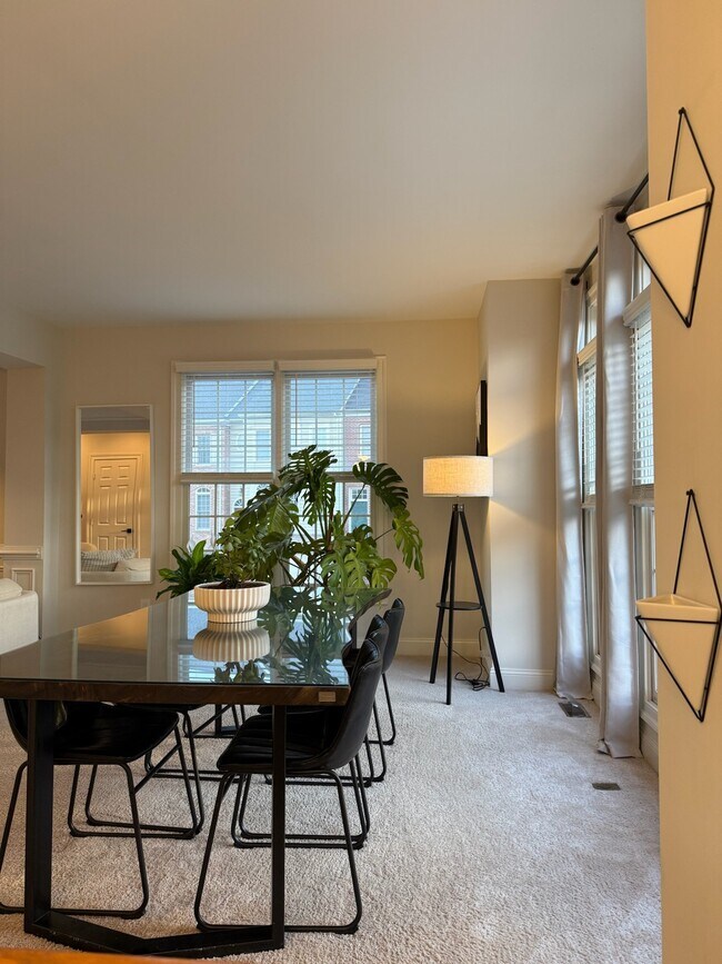 Foto del edificio - 6933 Stanwick Square