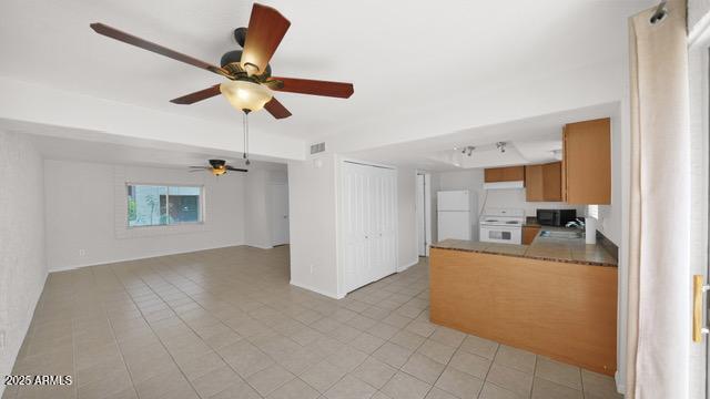 Foto del edificio - 8249 E Thomas Rd