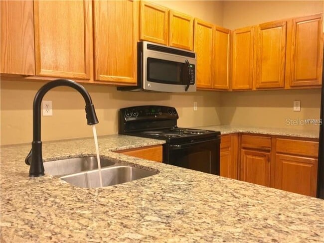 Foto del edificio - 6435 Osprey Lake Cir