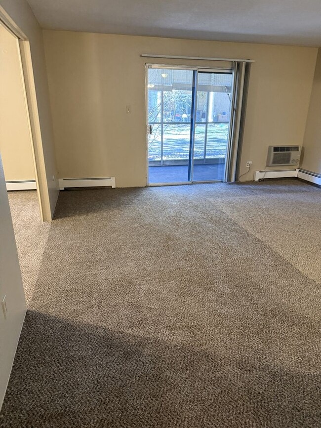 Building Photo - 13500_CORNELL