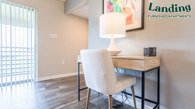 Foto del edificio - 7325 Goldenpointe Blvd