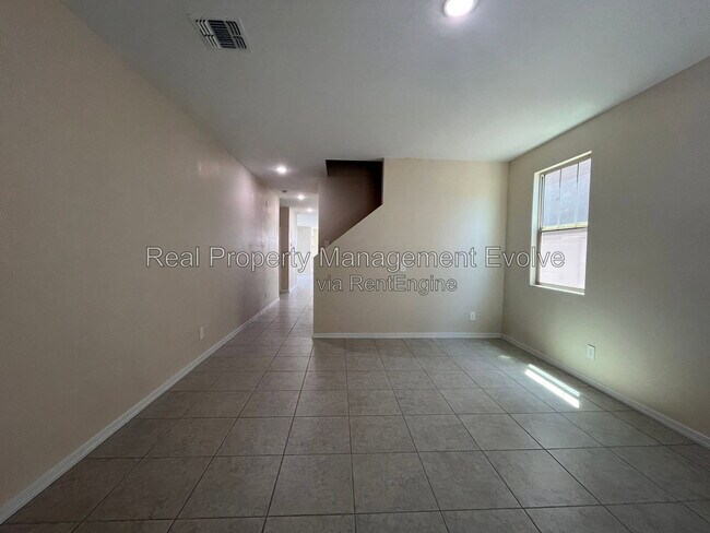 Foto del edificio - 4617 S 108th Ave