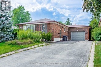 Building Photo - 102 Cornwall Rd