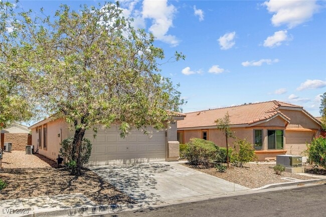 Building Photo - 5028 Nardini Ave