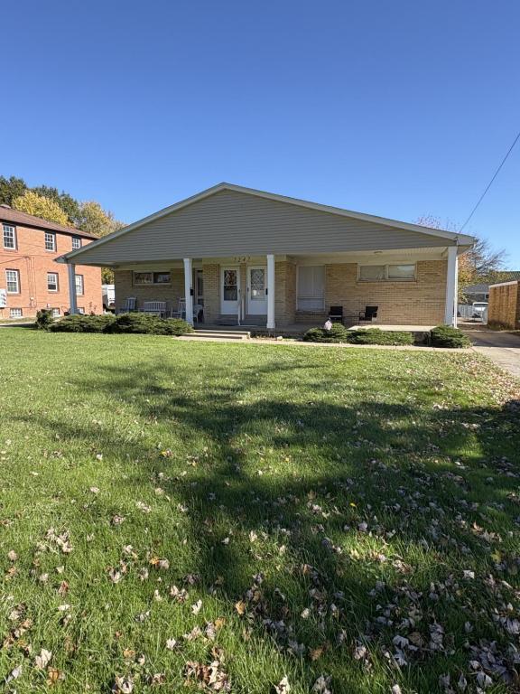 7247 Pennsylvania Ave Poland, OH 44514 – photo 1 of 21