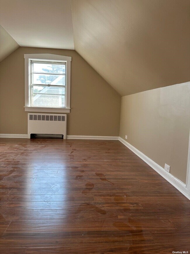 Foto del edificio - 27 Caldwell Rd