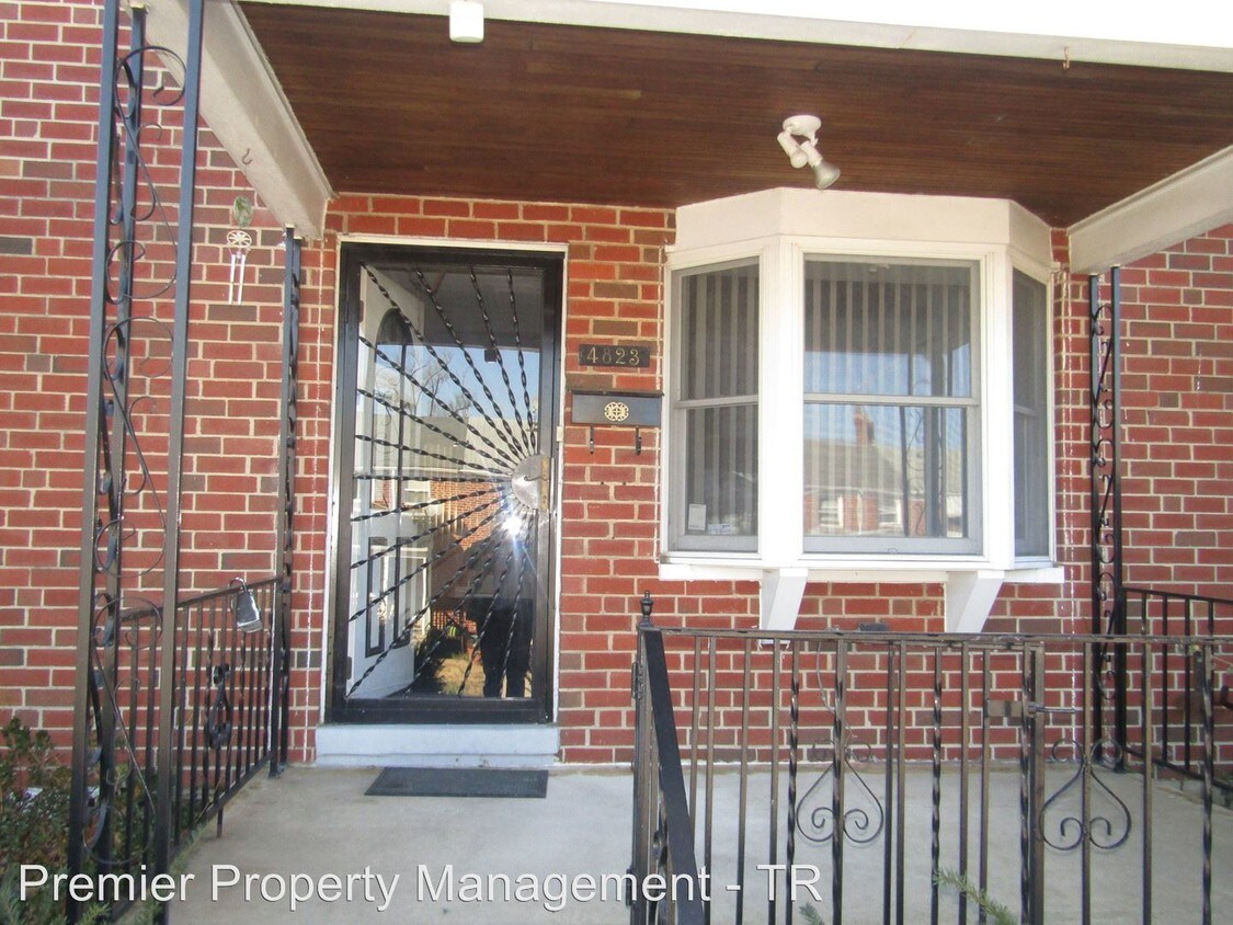 Primary Photo - 4823 Williston St