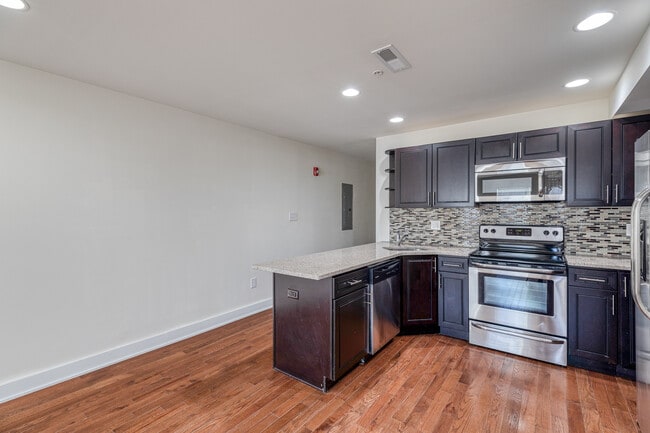 Building Photo - 1228 N 25th St