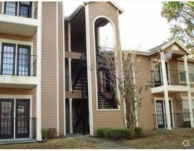 Building Photo - 2550 N Alafaya Trail