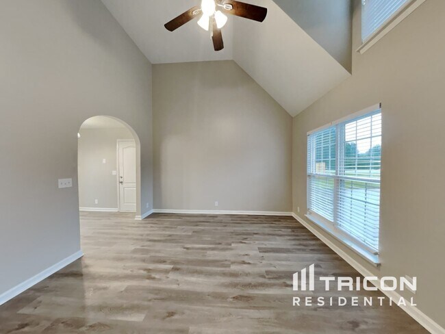 Building Photo - 7208 Riverwalk Boulevard Murfreesboro TN