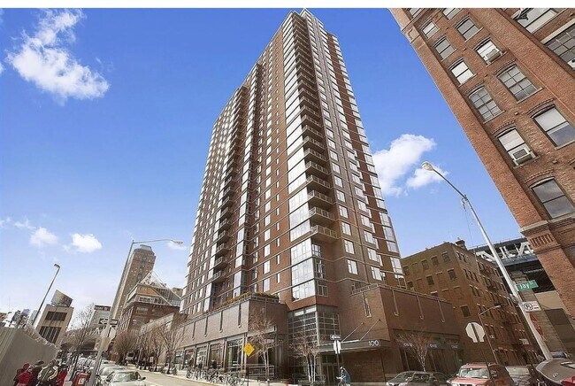 Foto del edificio - 100 Jay St