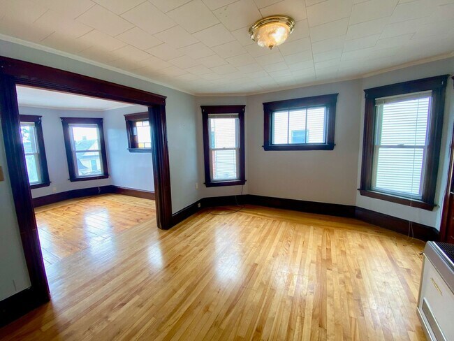 Foto del edificio - 14 Loring St