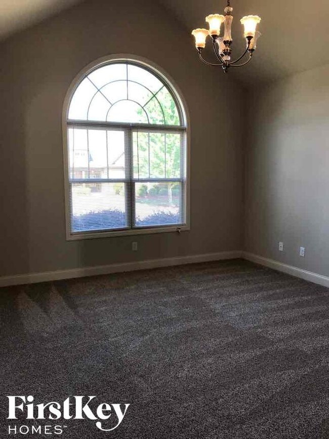 Foto del edificio - 3742 Lake Enclave Way