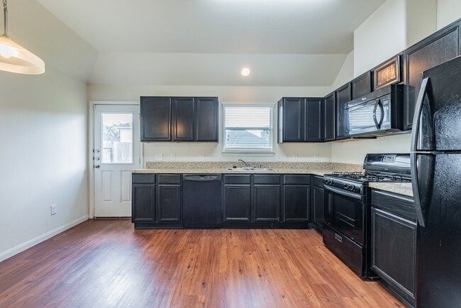 Building Photo - 14942 Hidalgo Valley Ln