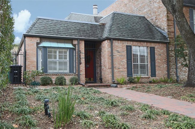 Building Photo - 5129 Del Monte Dr