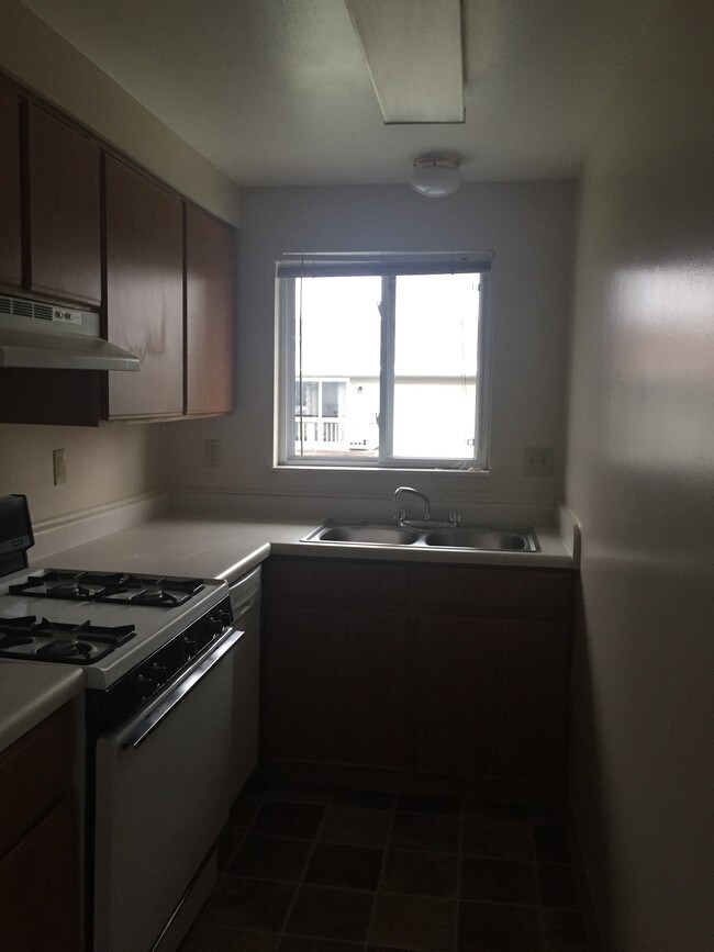 Willow Creek Apartments 5990 Wonderland Dr Portage, IN