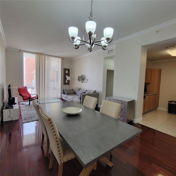 Foto del edificio - 2775 NE 187th St