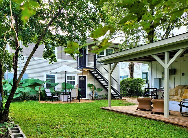 Foto del edificio - 3115 Cleburne St