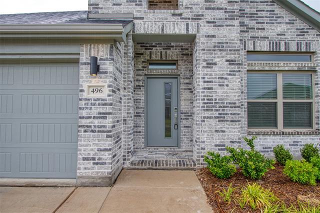 Foto del edificio - 496 Fox Ridge Dr