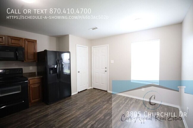 Building Photo - 3805 Churchill Dr