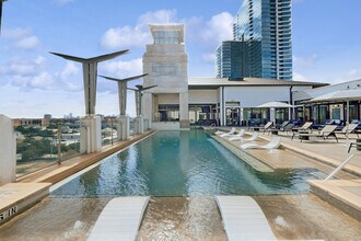 Building Photo - Arrive River Oaks