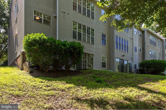 Photo - 12020 Golf Ridge Ct Apartment