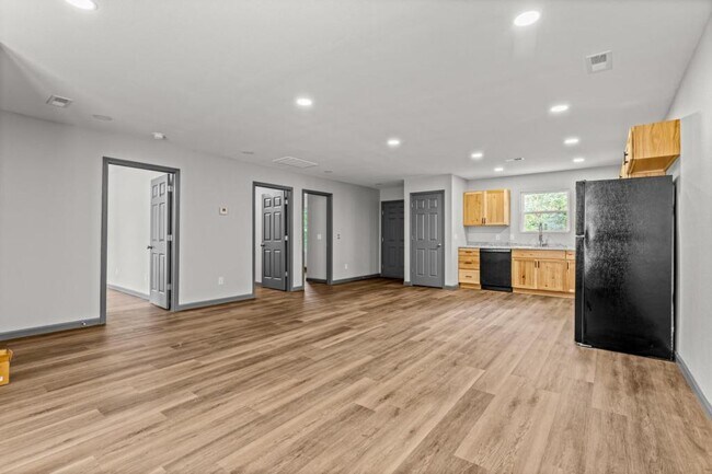 Foto del edificio - 221 N Park Ave