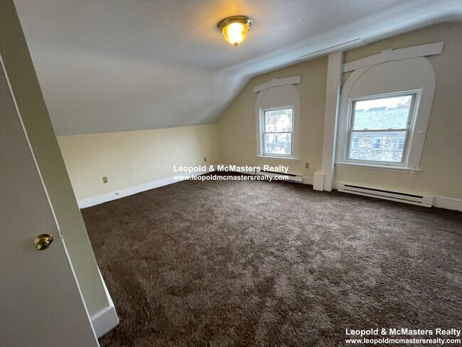 Foto del edificio - 45 Waban St