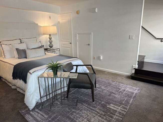 Foto del edificio - 7320 Hawthorn Ave
