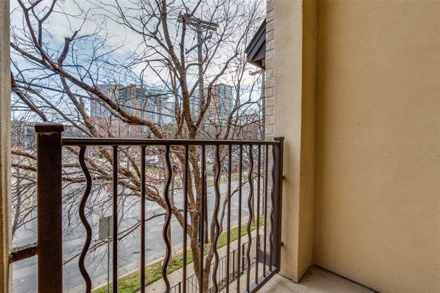 Foto del edificio - 3835 Cole Ave